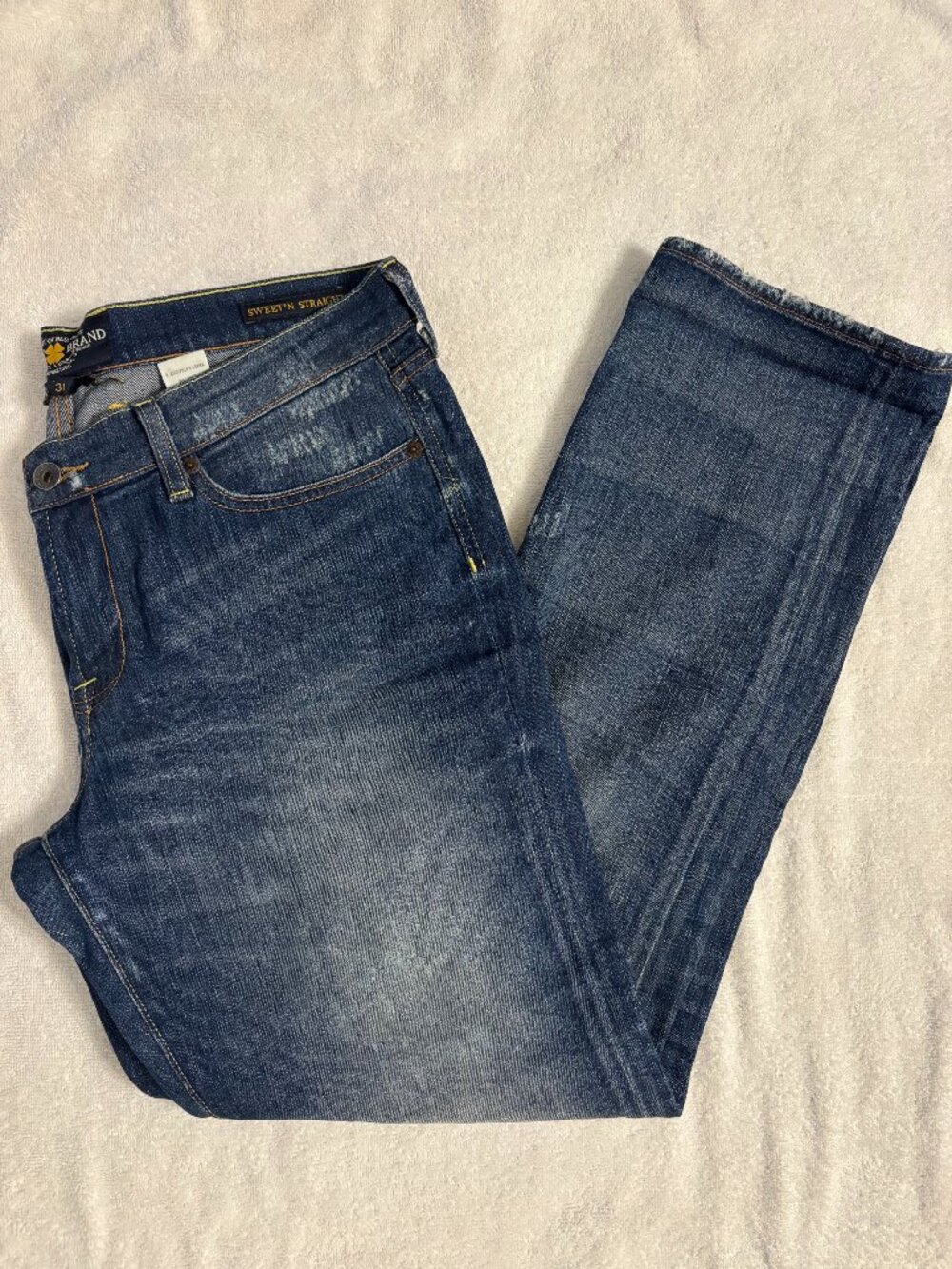Lucky Brand Sweet n Straight Jeans - Like New - Size 12/31 - x2